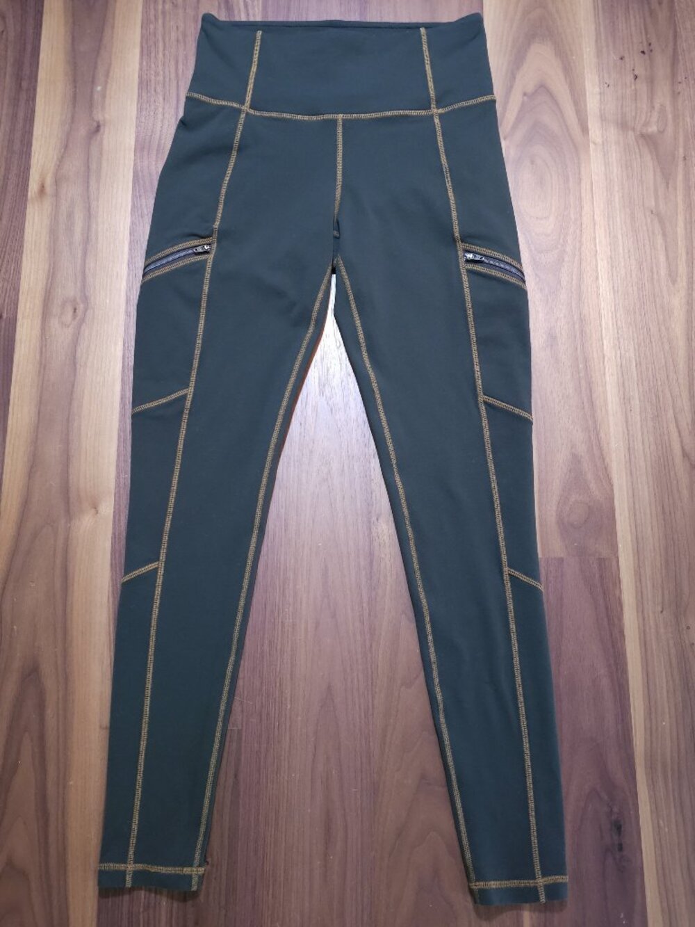 Athleta Headlands Hybrid Cargo Hiking Leggings Forest Green S Flat Measurements